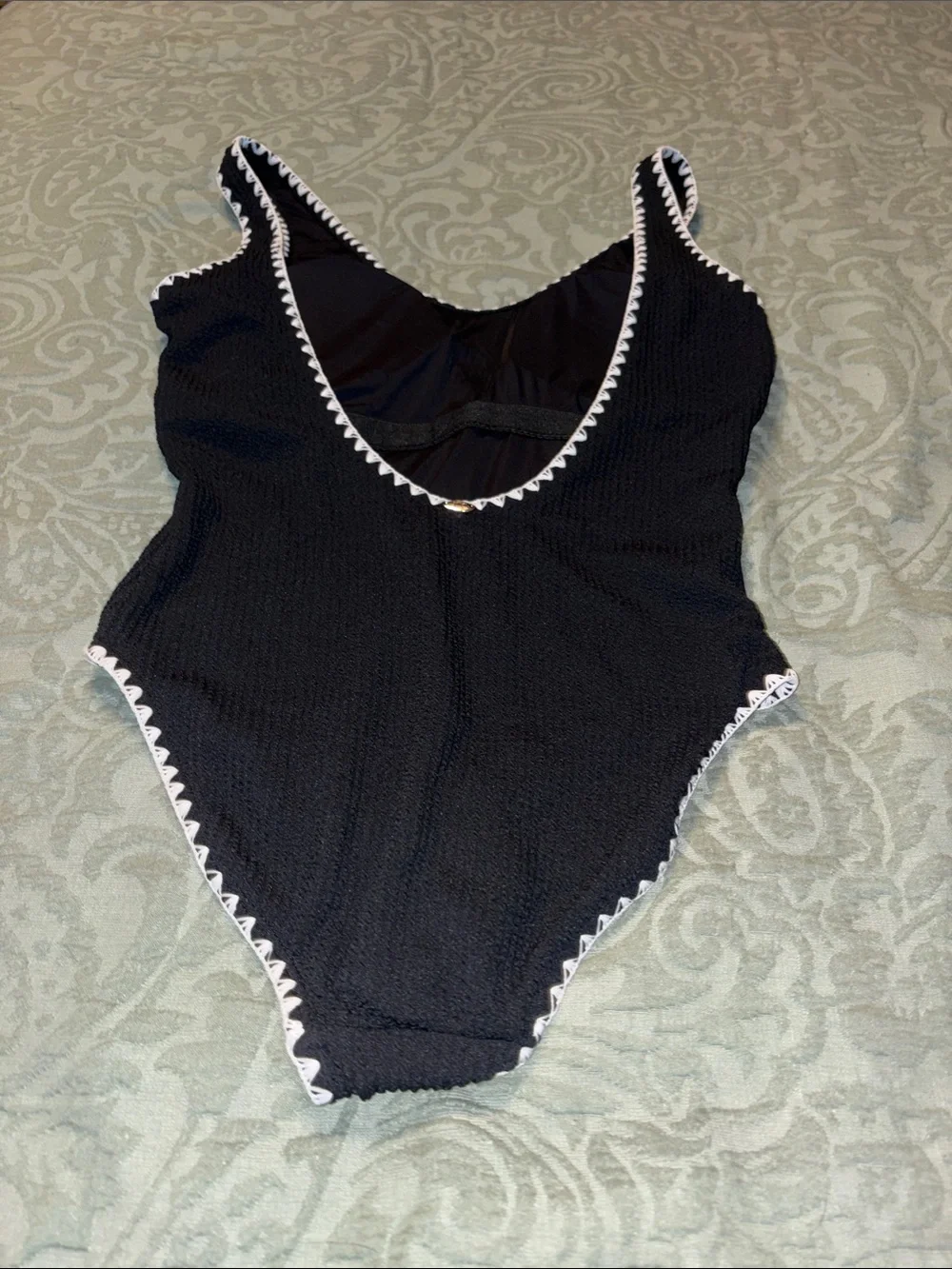 New without tags Betsey Johnson one piece black and white swimsuit size M